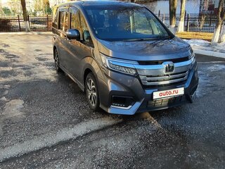 2017 Honda Stepwgn V Рестайлинг, серый, 2700000 рублей, вид 1