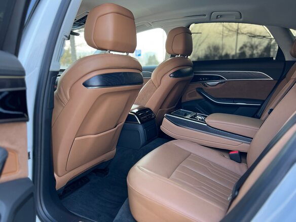 2018 Audi A8 Long 60 TFSI IV (D5), белый, 6888888 рублей - вид 30