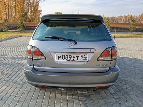 2001 Lexus RX 300 I, серый, 850000 рублей - вид 4