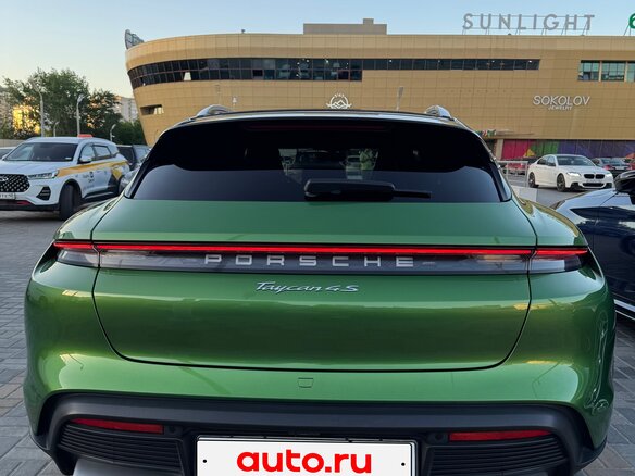 2021 Porsche Taycan 4S Cross Turismo I, зелёный - вид 6