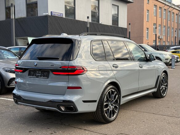 2023 BMW X7 40d I (G07) Рестайлинг, чёрный - вид 13