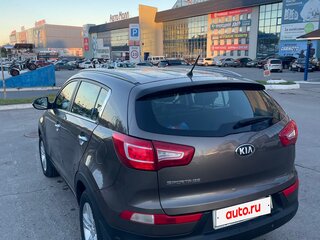 2013 Kia Sportage III, коричневый, 925000 рублей, вид 4
