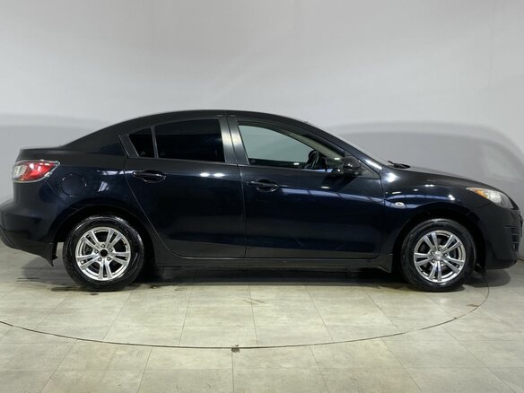 2011 Mazda 3 II (BL), чёрный, 800000 рублей - вид 4