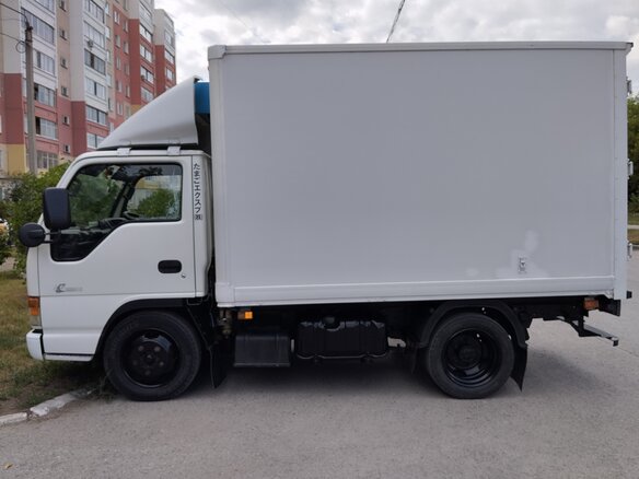 1988 Isuzu Elf (N-series), белый, 800000 рублей - вид 9
