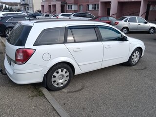 2008 Opel Astra H Рестайлинг, белый, 750000 рублей, вид 2