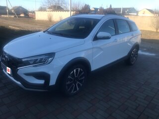 2024 Lada (ВАЗ) Vesta SW Cross I Рестайлинг (NG), белый, 1700000 рублей, вид 3