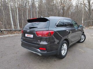 2020 Kia Sorento III Prime Рестайлинг, коричневый, 2799990 рублей, вид 4