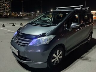 2010 Honda Freed I, серый, 1200000 рублей, вид 5