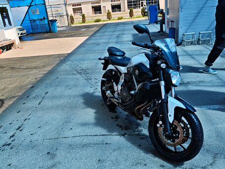 2014 Yamaha MT-07 (FZ-07), белый, 730000 рублей, вид 5