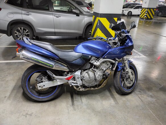 2000 Honda CB 600F Hornet, синий, 400000 рублей