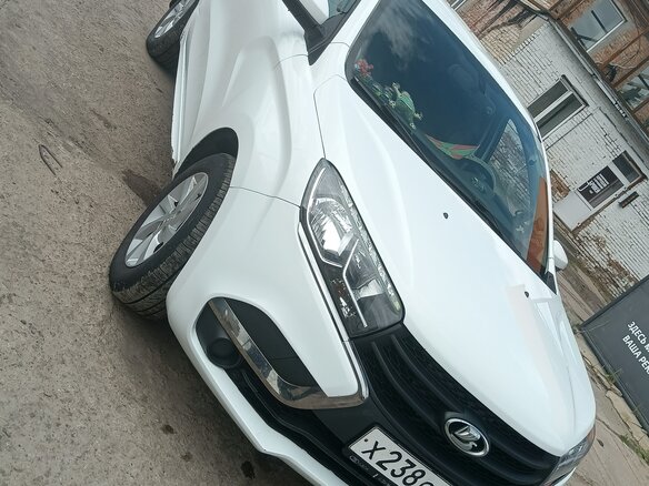 2018 Lada (ВАЗ) XRAY I, белый, 700000 рублей - вид 6