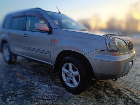2001 Nissan X-Trail I, серый, 715000 рублей - вид 2