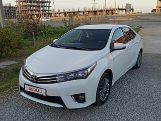 2013 Toyota Corolla XI (E160, E170, E180), белый, 1350000 рублей, вид 1