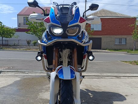 2018 Honda CRF 1000L Africa Twin, красный, 1340000 рублей, вид 3