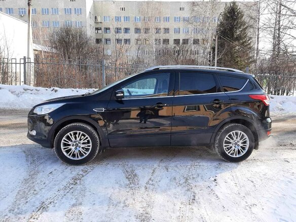 2014 Ford Kuga II, чёрный - вид 1