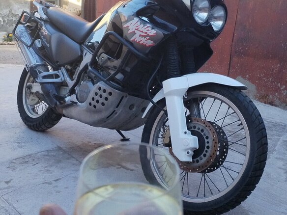 1997 Honda XRV 750 Africa Twin, чёрный, 400000 рублей - вид 5