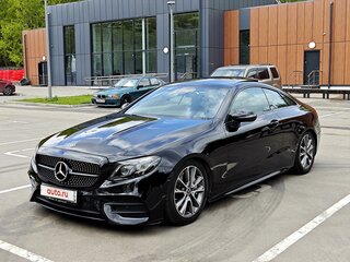 2017 Mercedes-Benz E-Класс 300 V (W213, S213, C238), чёрный, 4350000 рублей, вид 1