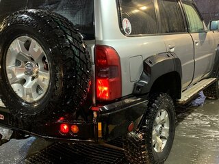 2009 Nissan Patrol V (Y61) Рестайлинг, серебристый, 1900000 рублей, вид 5