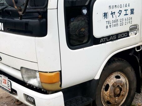 1993 Nissan Atlas, белый, 950000 рублей, вид 5
