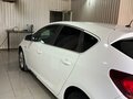 2012 Opel Astra J, белый, 490000 рублей - вид 2