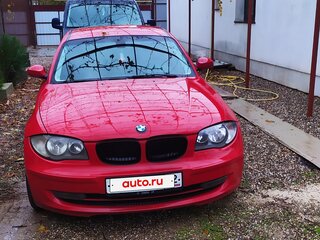 2007 BMW 1 серии 120i I (E81/E82/E87/E88), красный, 800000 рублей, вид 2