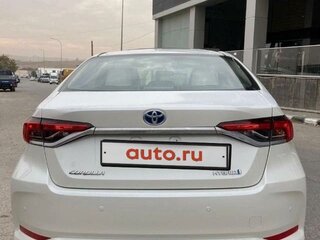 2020 Toyota Corolla XII (E210), белый, 2650000 рублей, вид 3