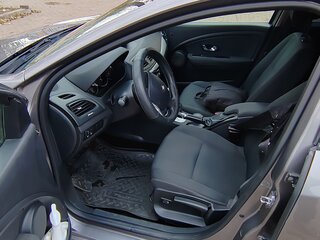 2010 Renault Megane III, серый, 699000 рублей, вид 5
