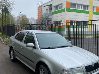 2007 Skoda Octavia I (A4) Рестайлинг, серебристый, 480000 рублей, вид 3