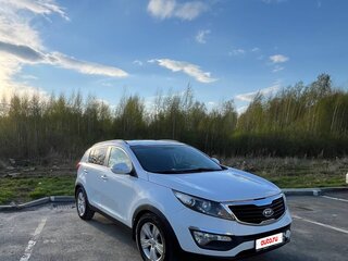 2011 Kia Sportage III, белый, 1350000 рублей, вид 4