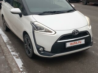 2016 Toyota Sienta II, белый, 1650000 рублей, вид 1