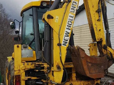 2005 New Holland LB115, жёлтый, 4200000 рублей, вид 3