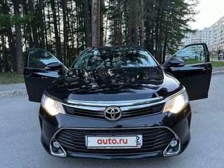 2018 Toyota Camry VII (XV50) Рестайлинг 2, чёрный, 2250000 рублей, вид 1