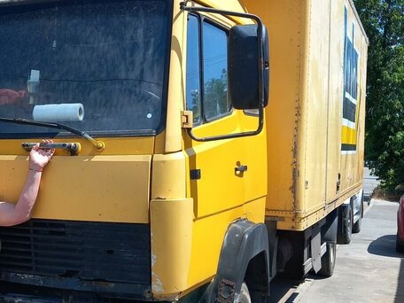 1993 Mercedes-Benz T2, жёлтый, 890000 рублей, вид 5