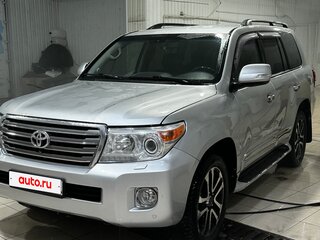 2012 Toyota Land Cruiser 200 Series Рестайлинг 1, серебристый, 4000000 рублей, вид 1