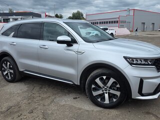 2023 Kia Sorento IV, серебристый, 4050000 рублей, вид 4