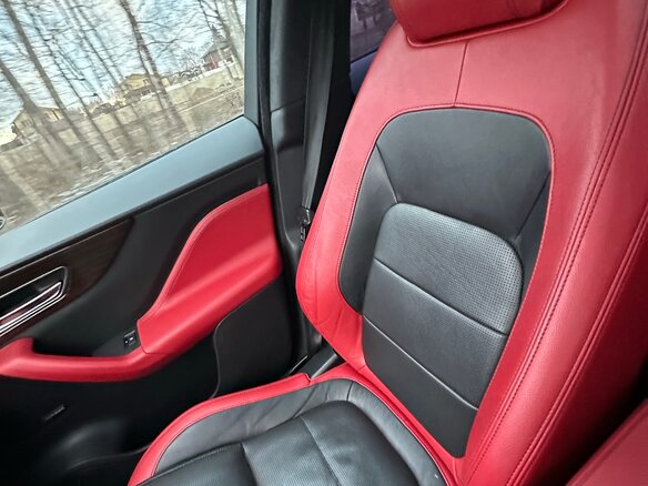 2016 Jaguar F-Pace I, синий, 2900000 рублей - вид 16