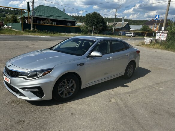 2019 Kia Optima IV Рестайлинг, серебристый, 1650000 рублей