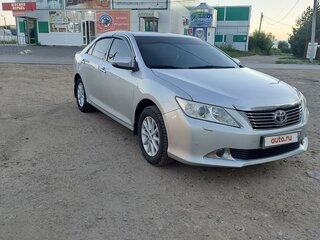 2012 Toyota Camry VII (XV50), серебристый, 1950000 рублей, вид 5