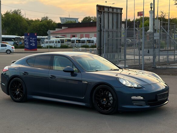 2011 Porsche Panamera 4S I, синий, 3200000 рублей - вид 8