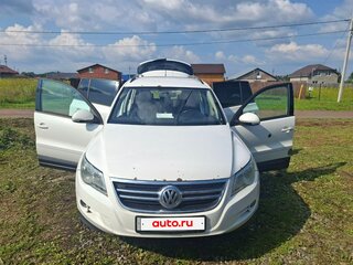 2010 Volkswagen Tiguan I, белый, 800000 рублей, вид 1
