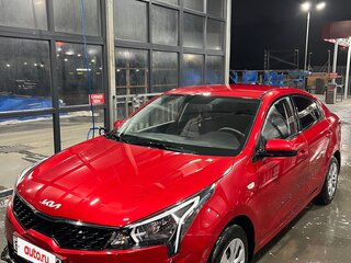 2021 Kia Rio IV Рестайлинг, красный, 2100000 рублей, вид 1
