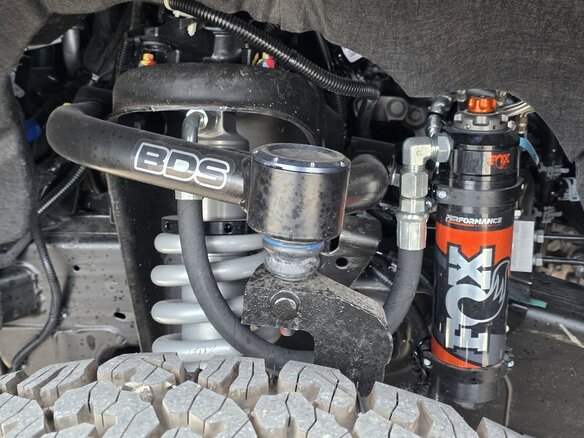 2026 Chevrolet Silverado ZR2 IV (T1XX) Рестайлинг, чёрный, 11600000 рублей - вид 11