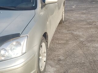 2005 Toyota Avensis II, серебристый, 980000 рублей, вид 4