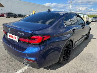 2019 BMW 5 серии 530i xDrive VII (G30/G31/G38), синий, 3550000 рублей, вид 4