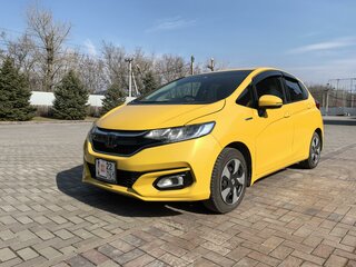 2018 Honda Fit III Рестайлинг, жёлтый, 1500000 рублей, вид 1