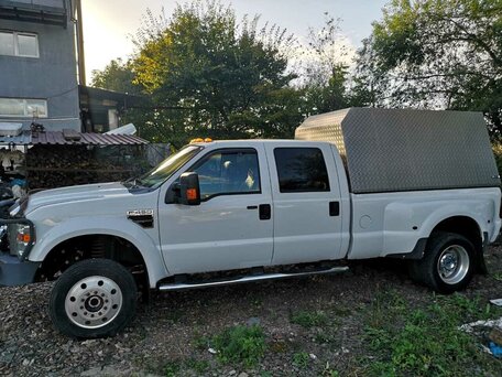 2007 Ford F-250, белый, 3500000 рублей, вид 2