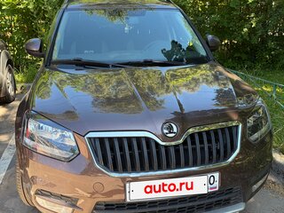 2016 Skoda Yeti I Рестайлинг, коричневый, 1200000 рублей, вид 2