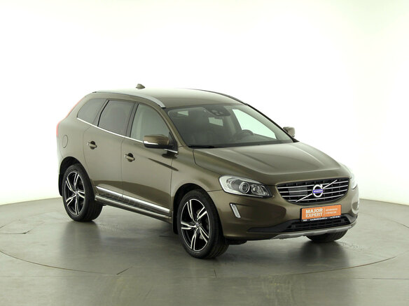 2017 Volvo XC60 I Рестайлинг, серебристый - вид 2