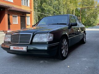 1989 Mercedes-Benz W124 230, зелёный, 500000 рублей, вид 1
