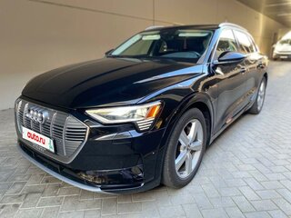 2019 Audi e-tron 50 I, чёрный, 2240000 рублей, вид 2
